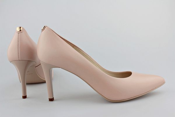 Sala 1816 róż 2003