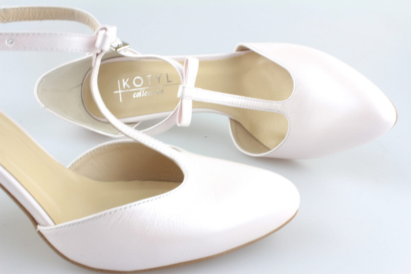 Kotyl 889 perła róż