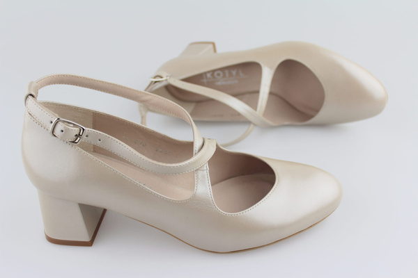 Kotyl 671 perła lico