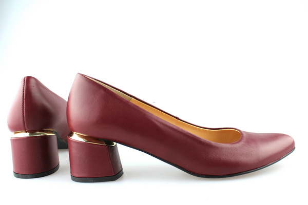 Vanessa 1368 wiśnia