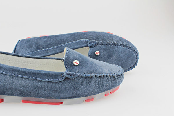 Miękkie i elastyczne mokasyny DP2037 granatowe