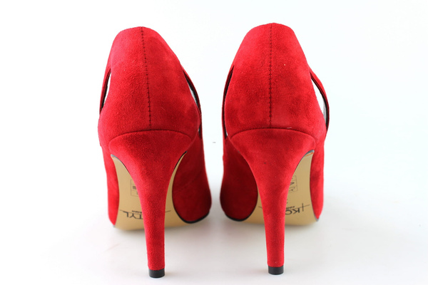 szpilki z wycięciem Kotyl 7297 czerwony zamsz