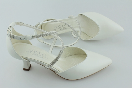 Kotyl 5445 biały perła