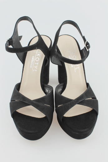 platformy Kotyl 2595 czarny zamsz