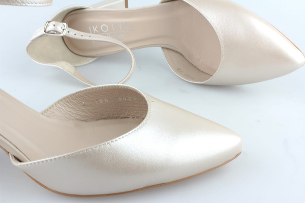 Kotyl 565 perła lico