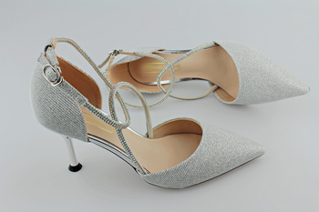 Błyszczące szpilki z koralikami m.163 srebrny