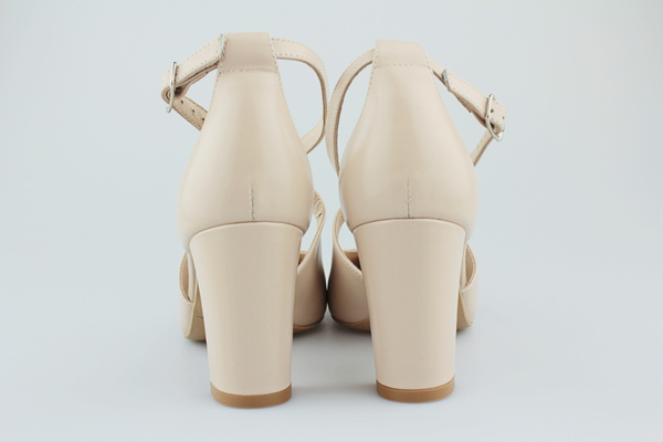 Kotyl 7080 beż lico