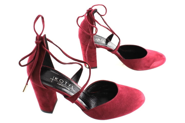 Kotyl 5899 wino zamsz