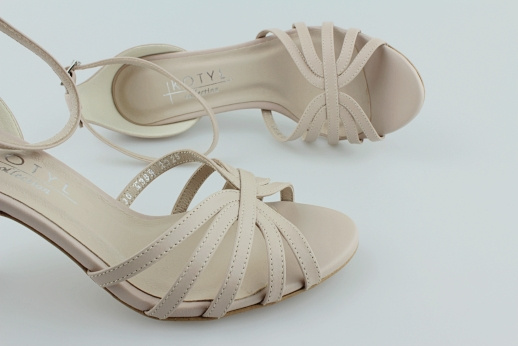 Kotyl 4369 beżowy + ozdobny wymienny pasek