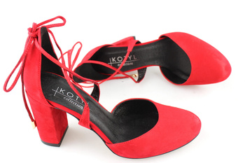 Kotyl 5899 czerwony zamsz