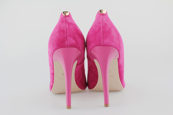 Sala 1810 fuksjowy 1311