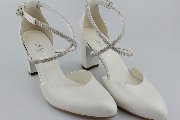 Kotyl 1289 biała ecru perła