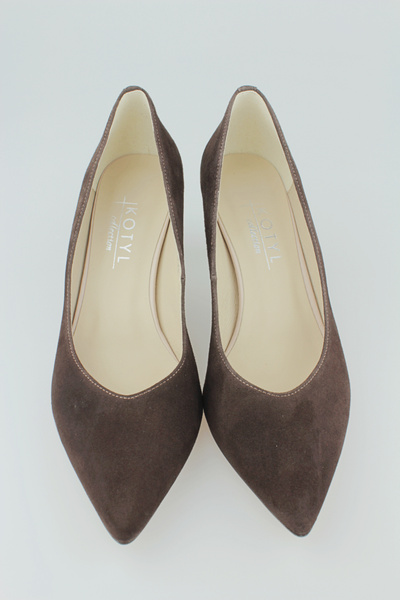 Kotyl 5423 brązowy zamsz