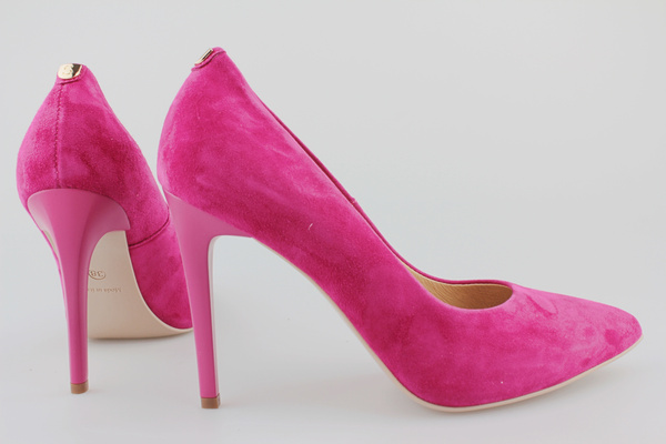 Sala 1810 fuksjowy 1311