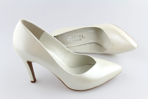 Kotyl 7293 biała ecru perła