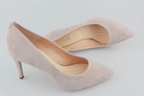 Sala 1816 beżowy zamsz 140