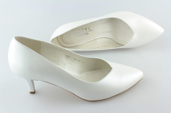 Kotyl 557 biała ecru perła