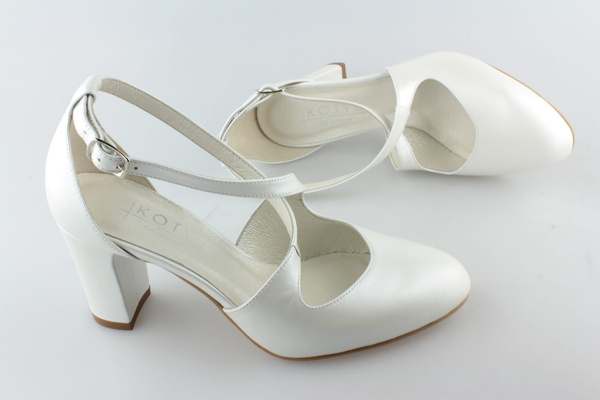 Kotyl 7080 biała ecru perła