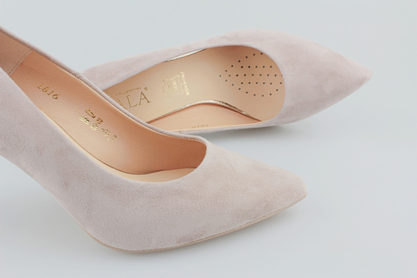 Sala 1816 beżowy zamsz 140