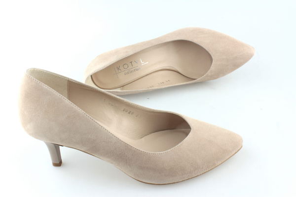 Kotyl 557 beż zamsz