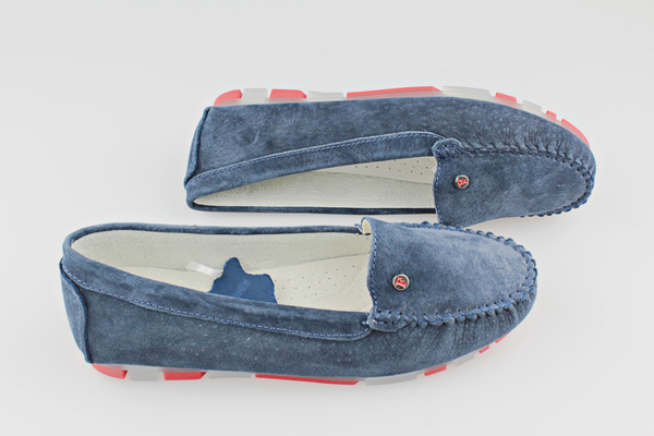 Miękkie i elastyczne mokasyny DP2037 granatowe