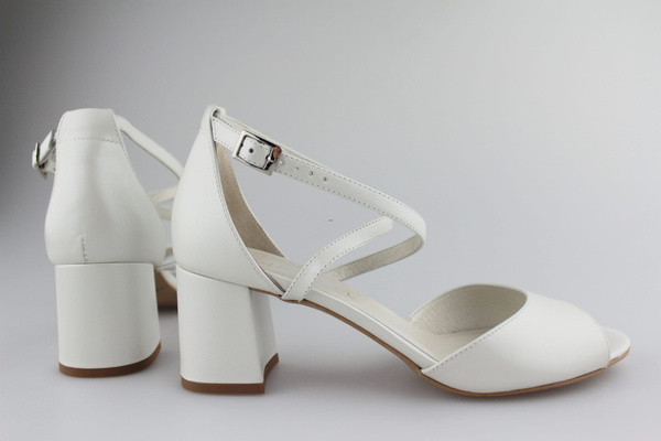 Kotyl 3803 biała ecru perła