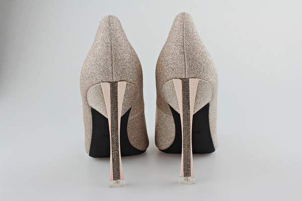 Błyszczące szpilki z koralikami m.198 różowe złoto