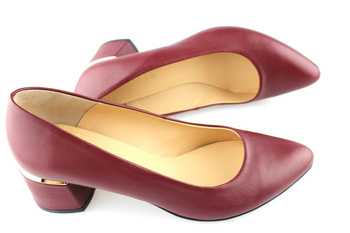 Vanessa 1368 wiśnia