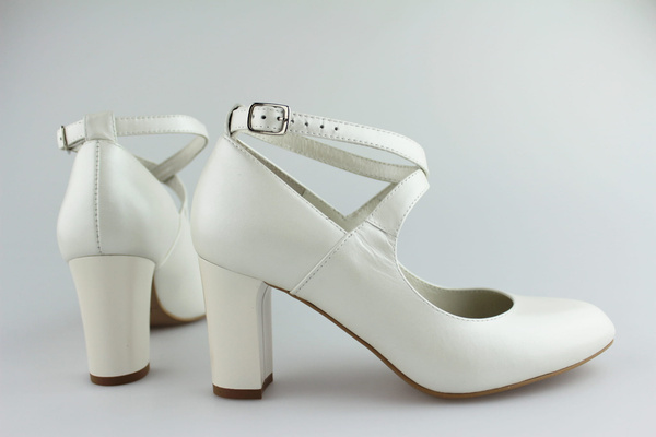 Kotyl 7091 biała ecru perła