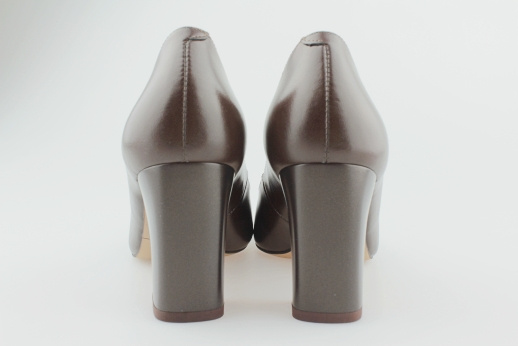 Kotyl 3717 brązowy lico