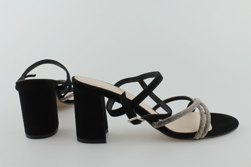 Kotyl 4371 czarny zamsz