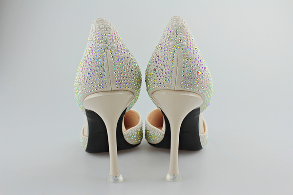 Błyszczące szpilki z koralikami m.252 złoty biały