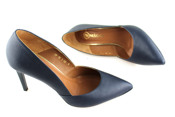 Neścior 92 Y granat lico