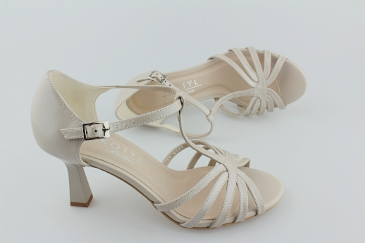 Kotyl 4380 perłowy perła