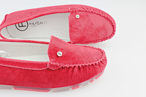 Miękkie i elastyczne mokasyny DP2037 czerwone