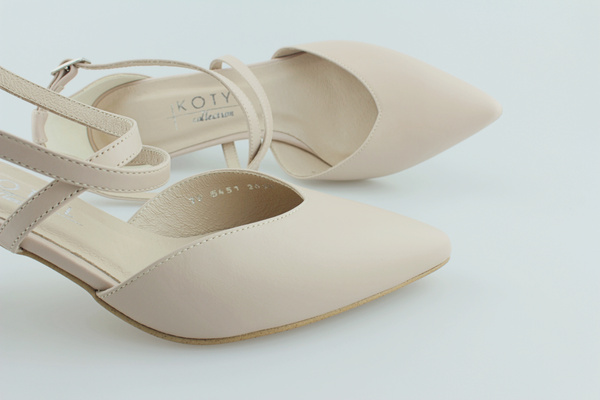 Kotyl 5451 beżowy lico