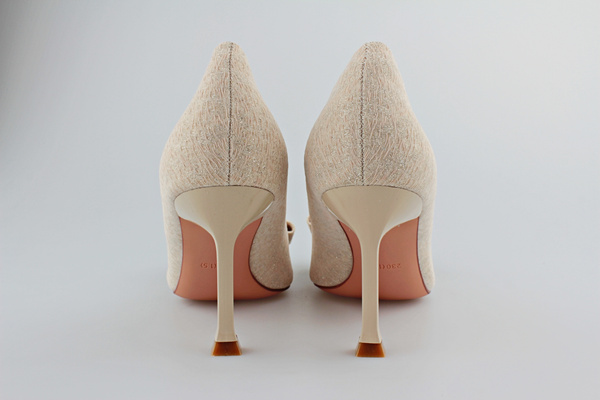 Błyszczące szpilki z koralikami m.266 szampański złoty