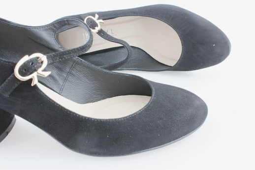 Kotyl 681 czarny zamsz