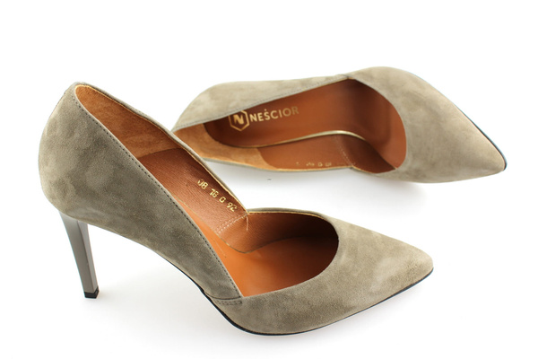 Neścior 92 Y Umbre zamsz