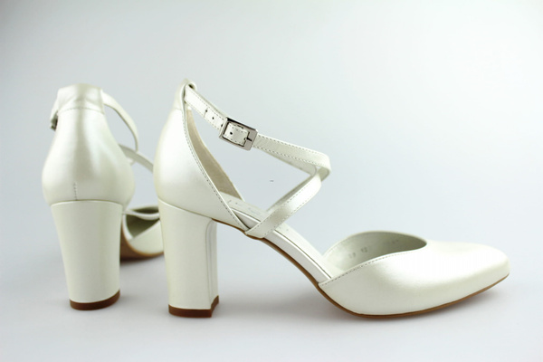 Kotyl 1275 biała ecru perła