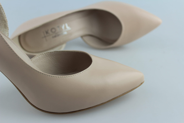 Kotyl 7303 beż lico