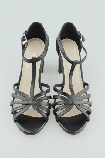 Kotyl 4379 czarny lico