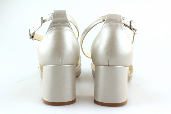 Kotyl 663 perła lico