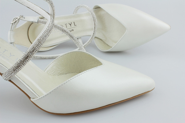 Kotyl 3713 biała ecru perła