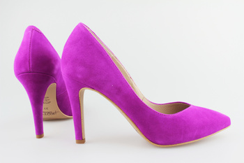 Kotyl 7293 fuksja zamsz