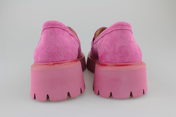 Lekkie mokasyny DP4586 fuksjowy zamsz