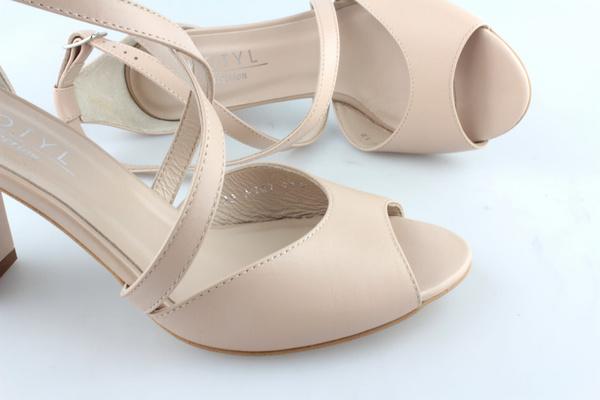 Kotyl 4317 beż lico