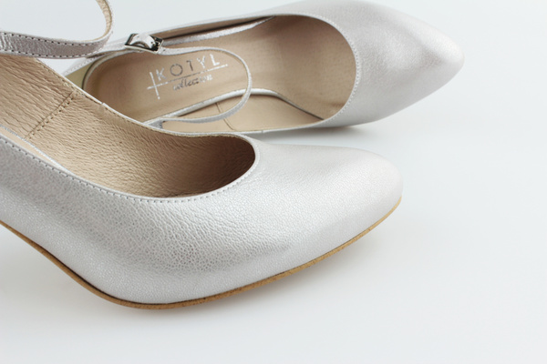 Kotyl 888 srebrny ef