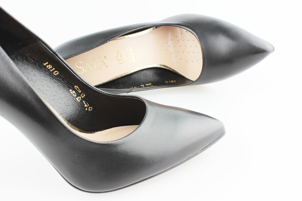 Sala 1810 czarny lico 08