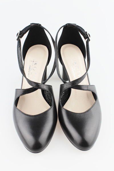 Kotyl 7080 czarny lico